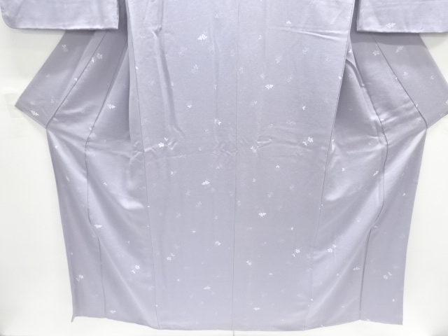  花模様織り出し色無地着物